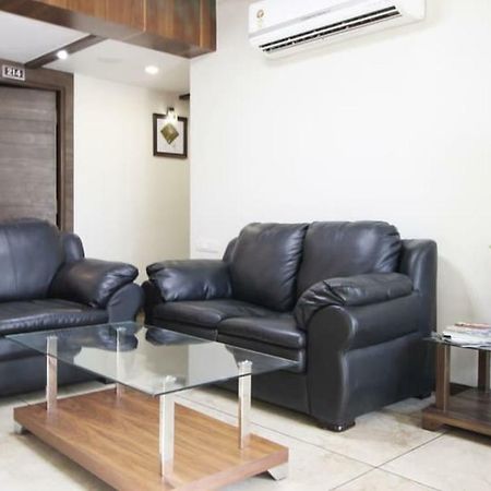 Hotel Aaram Orchard Ahmedabad Luaran gambar