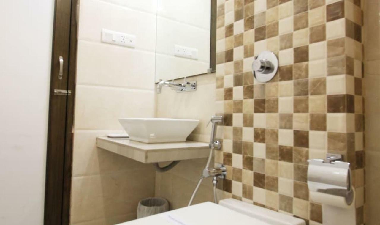 Hotel Aaram Orchard Ahmedabad Luaran gambar
